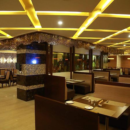 Hotel Svm Grand Medipally Haïdarabad Extérieur photo